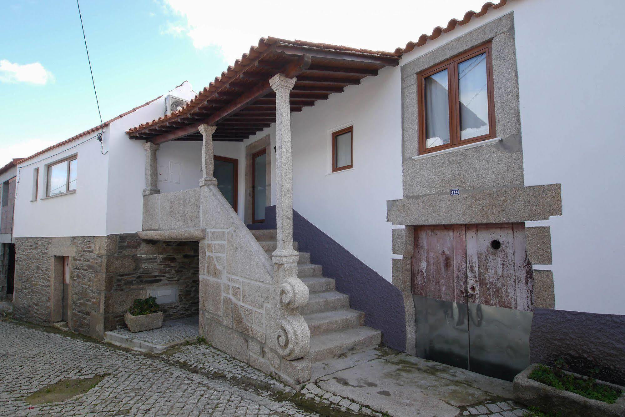 O Ze Ja Dormiu Aqui Villa Celeiros Exterior foto